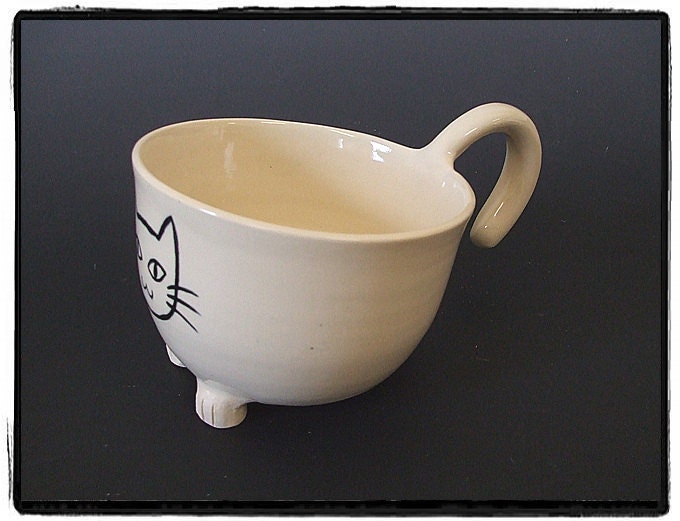 SECOND SALE-Super Cute Cat Soup Bowl/ Big Mug in White by misunrie