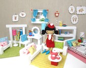 Pocket Studio Doll