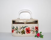 Sale.......Vintage Purse 60s Box Needlepoint