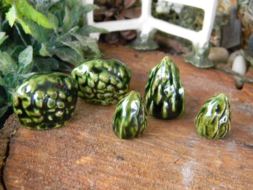 5 PC Ceramic Tree Evergreen and Shrubs  Miniatures  Ceramic  Clay ..terrarium dollhouse  sized
