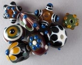 Handmade Lampwork Glass Bead Set of 8 by Patti Cahill, sra -- Picasso's Plate color scheme mixed designs