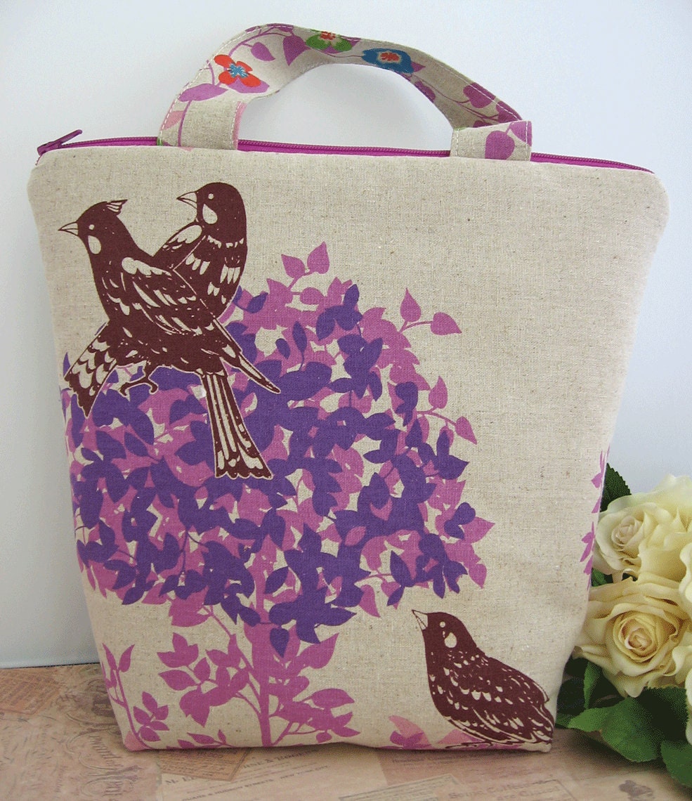 Birds in a tree /  Insulated Lunch Tote / Lunch box  / Zipper Bag / lunch bag / eco reusable