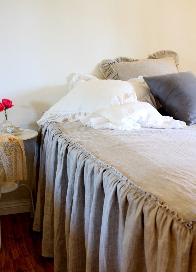 SKIRTED COVERLET....Queen...Iris