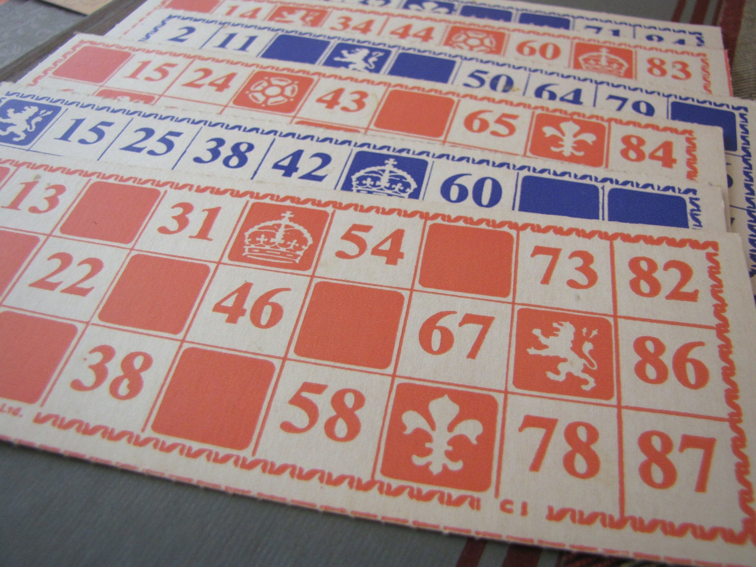 6 x Bingo Lotto Housie Cards Pink and Blue Fluer de Lis Crown 1950s