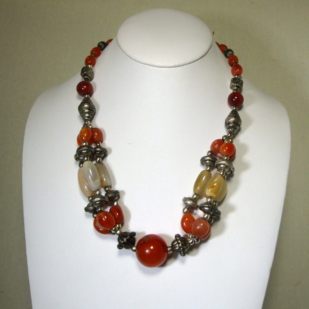 Tribal Red, White Agate w Silver Necklace, 1970s Ethnic Metal Beads and Carnelian Stone Center, Bohemian Hippiedom
