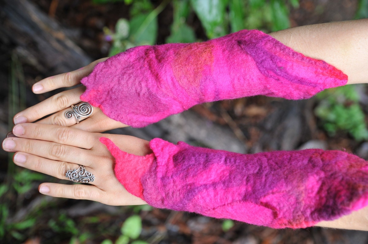 Felt Melted Hot Pink Fairy Pixie Wrist Cuffs Matching Bracelets With Pixie Points