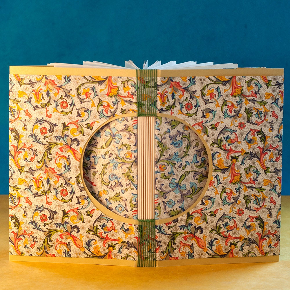 Blank Journal with lovely Lined Pages and Exquisite Italian Paper