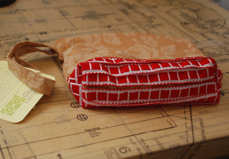 small wetbag - wipes bag - cosmetic bag - wristlet pouch in brown rose