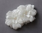 PIPPA Bridal flower headpiece, Wedding headpiece, Silk hair flowers