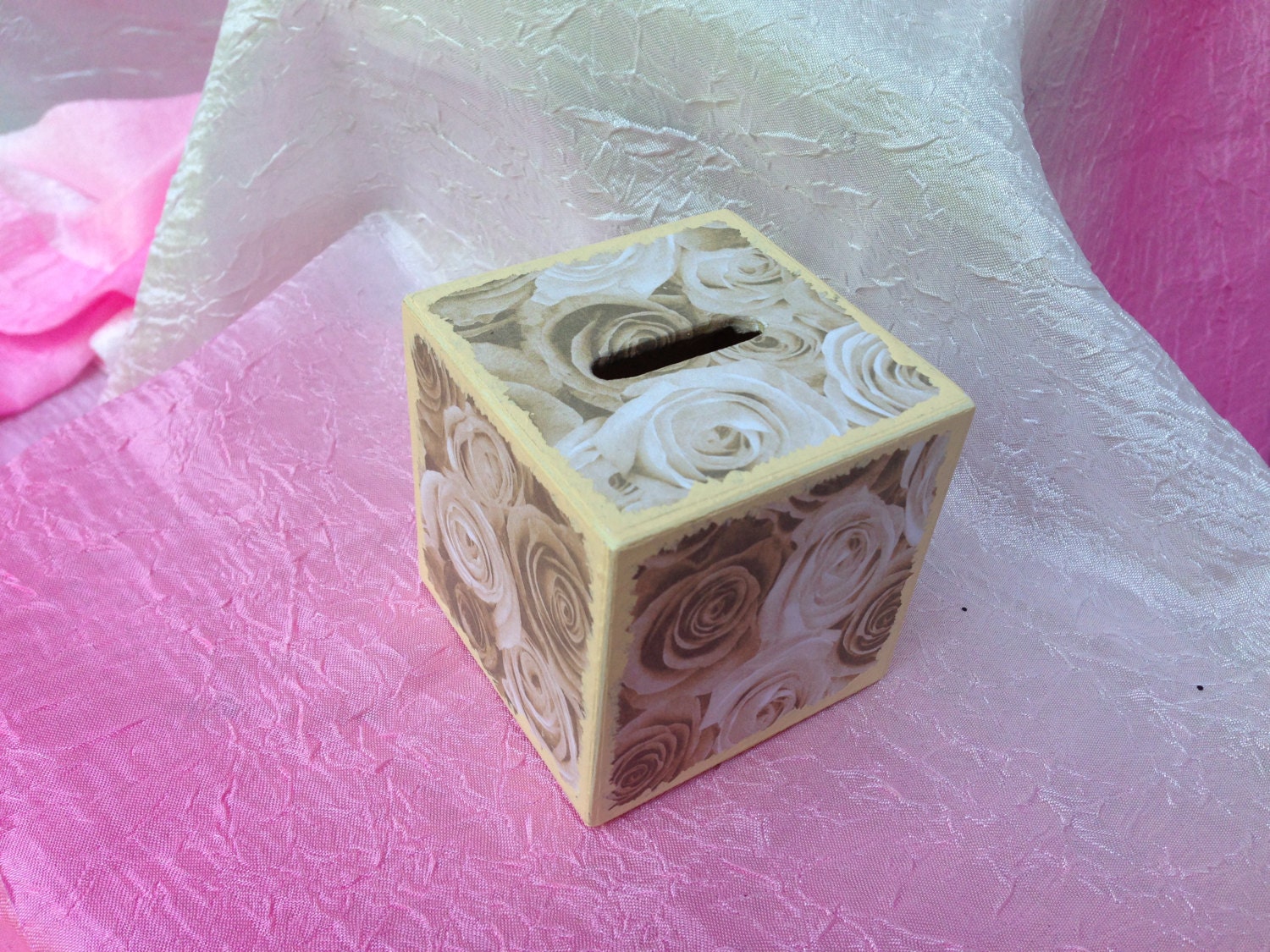 Roses Wood Bank - Wedding Gift - Shower Gift