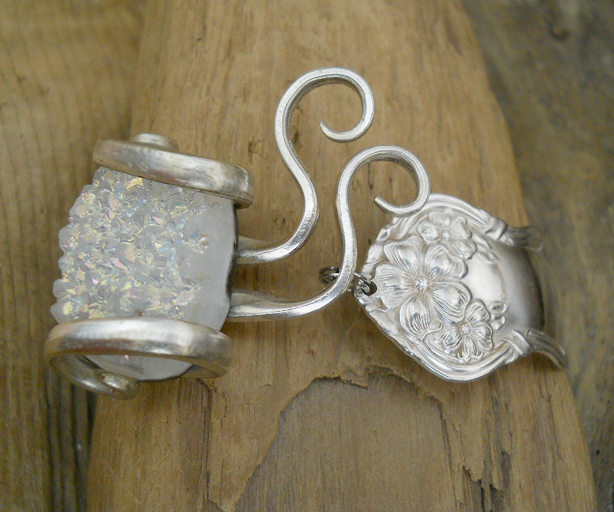 Fork Bracelet - Arbutus 1908 - Silverplated Fork Bracelet With White Druzy Crystal