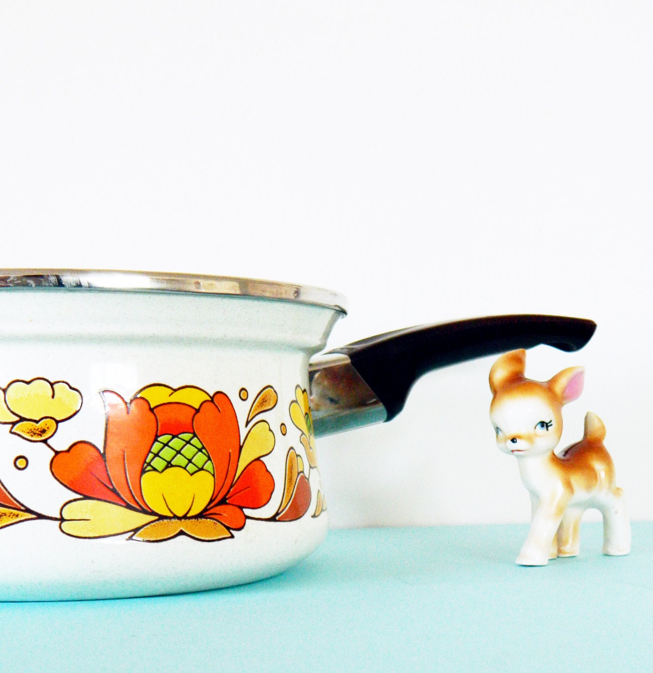 Mod Floral Enamel Pot/Bright Orange Floral Cookware/60s Mod Simmer Pot