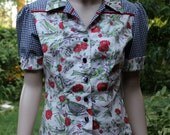 1930s / 1940s WWII Vintage Reproduction Blouse . Stunning Feedsack fabric