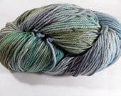 Double Feature Superwash Worsted Weight Yarn 8oz - Circle of Friends