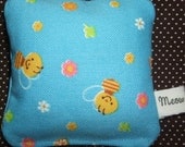 Catnip Toy BUZY BEES Crazy Cushion