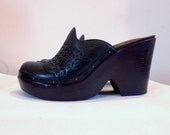 Black Platform Sandals / Leather Shoes or Soft Sole Clogs / US W Sz. 7 Slides, Mules