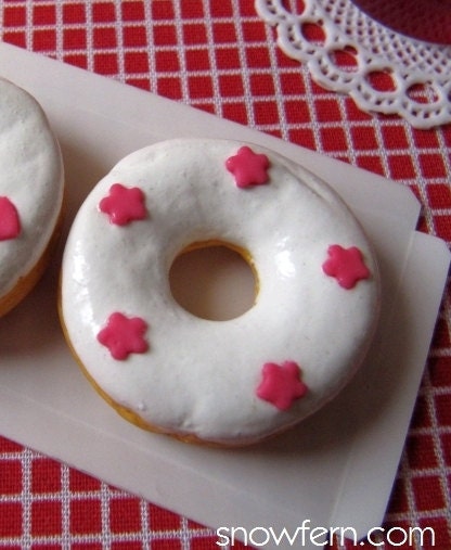 Miniature Donut - Large Pink Flower -1/3 Scale for BJD, SD, American Girl, Resin Dolls etc