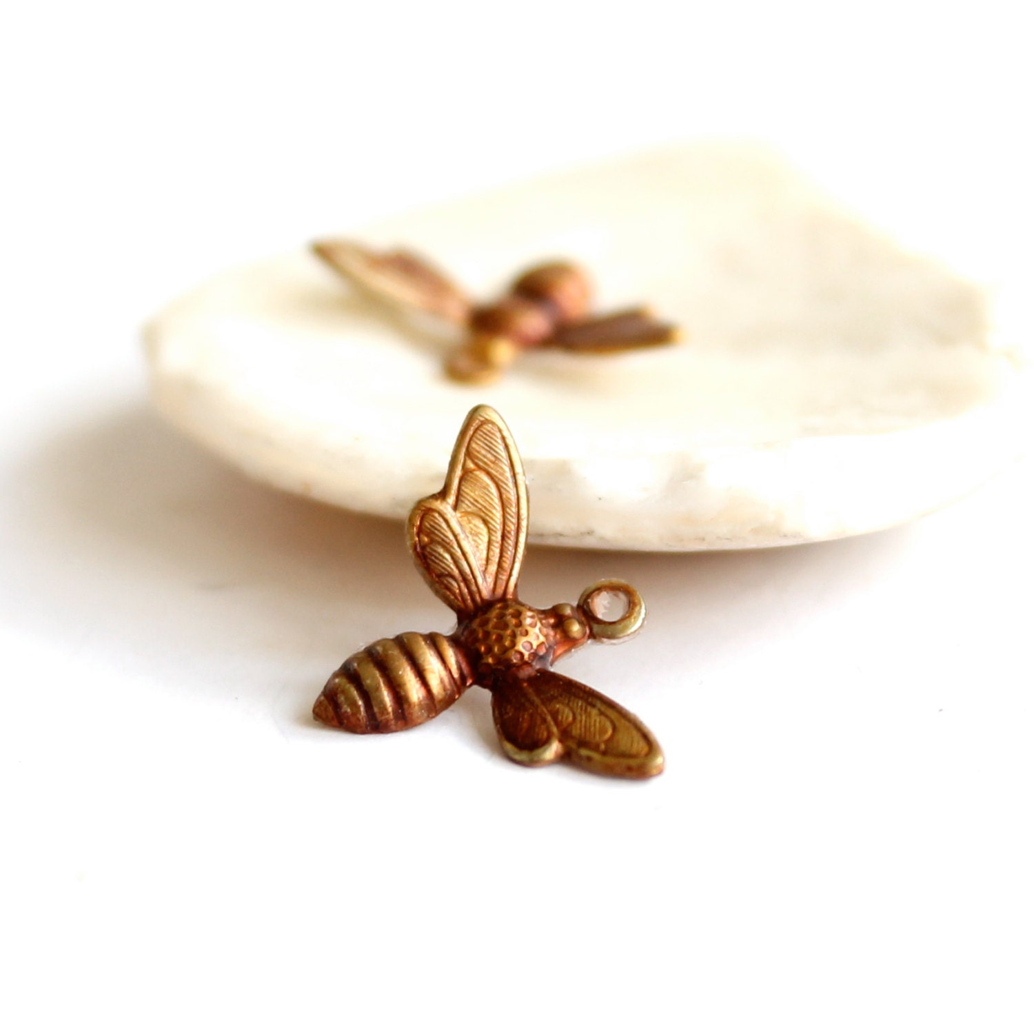 Brown Rust Patina Brass Bee Charms - 2 pcs. - Patina Components