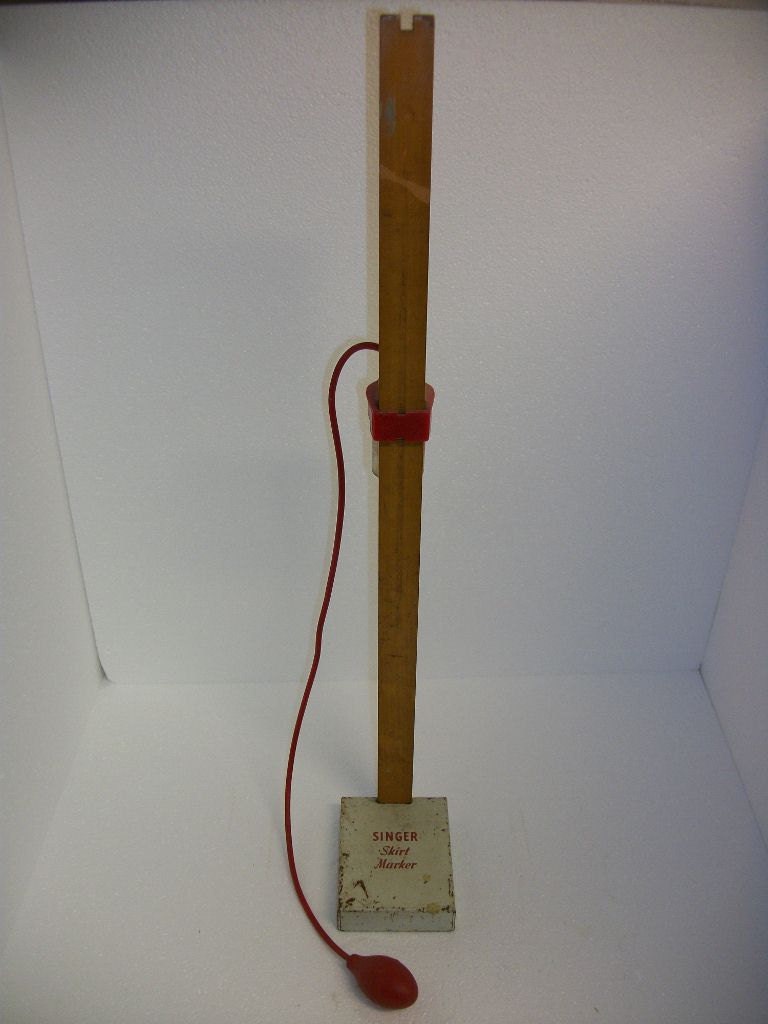 Singer "Skirt Maker" Measuring Ruler with puffer