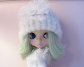 Winter Hat for Blythe....  Beautiful White