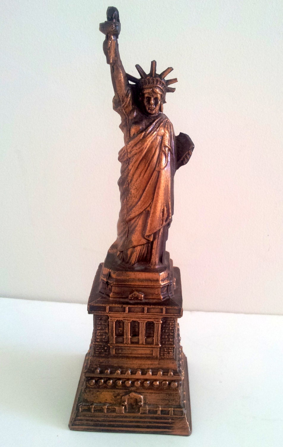 Vintage Statue of Liberty Copper Souvenir Metal New York coin Bank patriotic America money