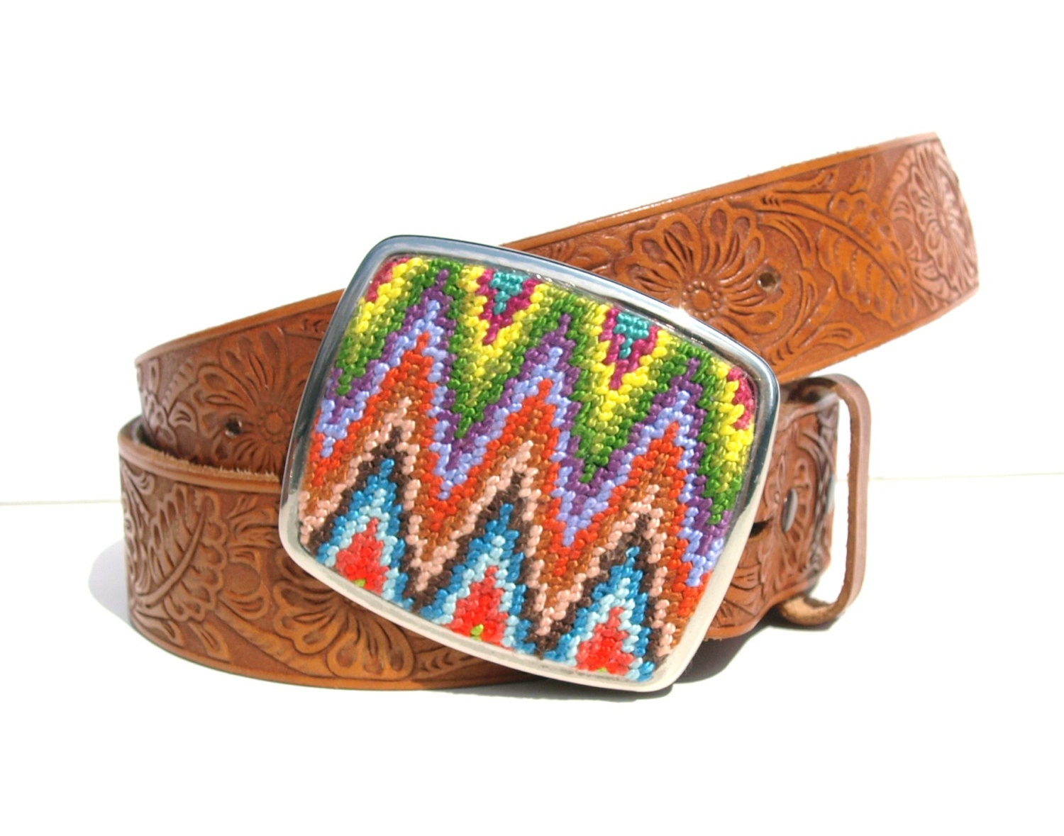 NEW Needlepoint Sharp Ziggity Belt Buckle