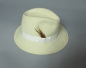 Vintage 1970s / 80s fedora hat , cream wool felt, brown feather, womens medium