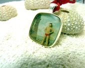 Retro beach pendant with kid (2)
