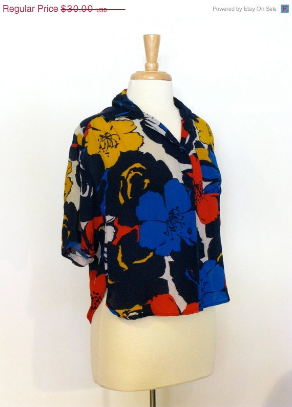 ON SALE Vintage Silk Floral Cropped Button Up Blouse