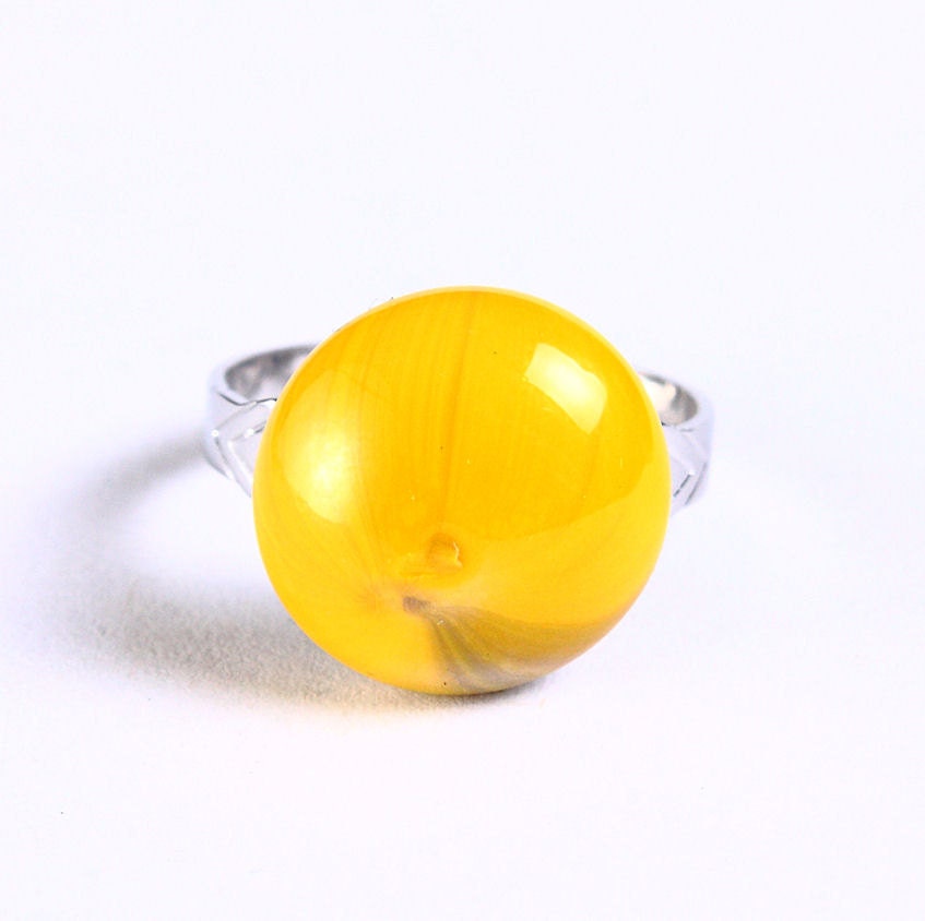 Yellow glass adjustable silver ring petite cocktail ring OOAK (681) - Flat rate shipping
