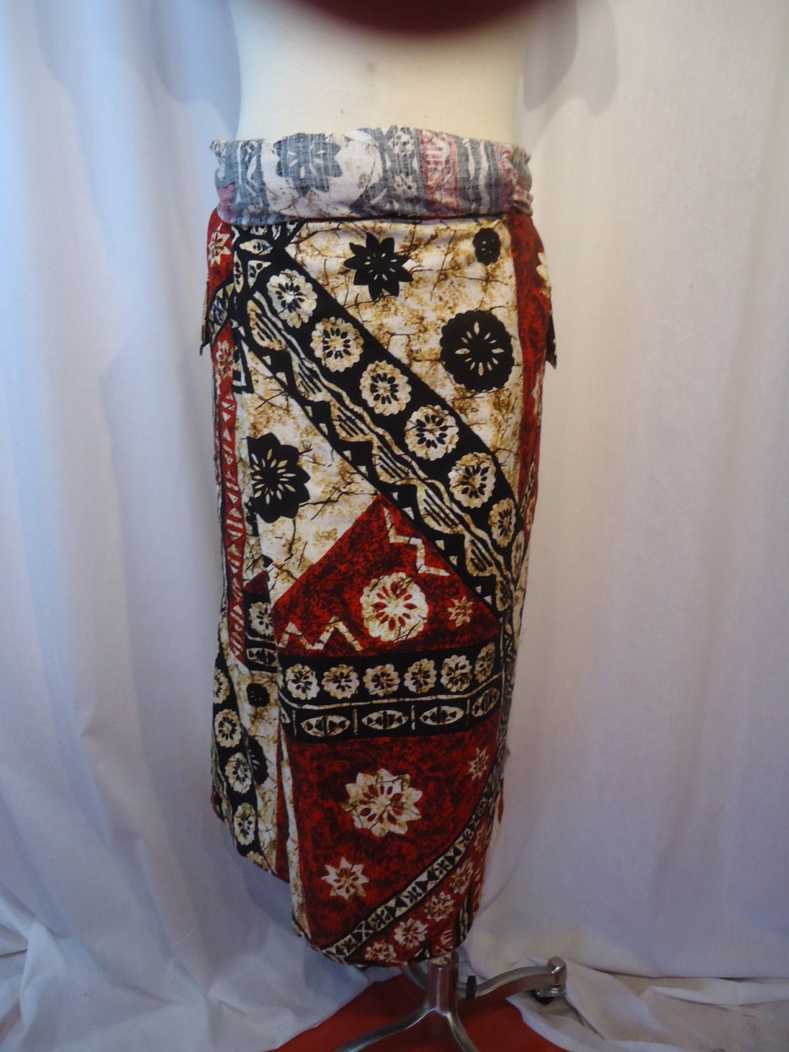 Utili-lavalava Barkcloth Tapa print