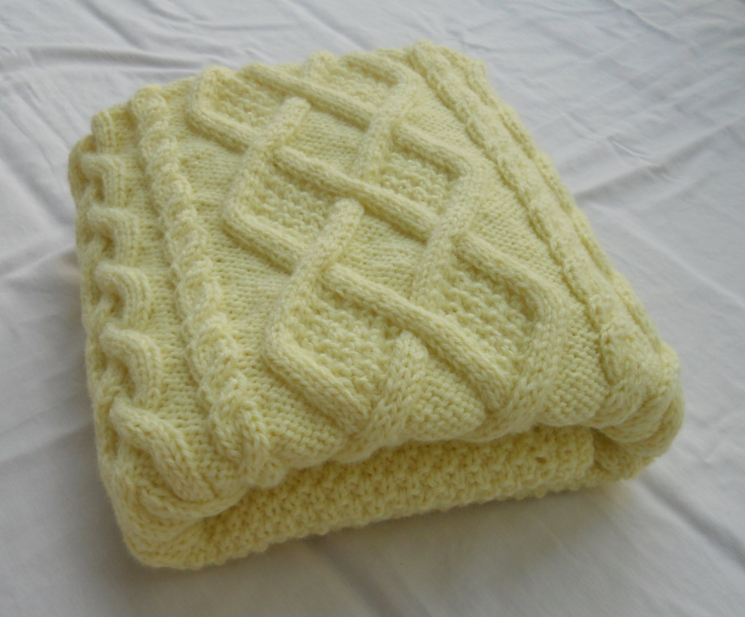 Chunky hand knit baby blanket, Pastel Yellow 28x36