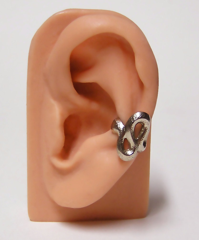 Coil Snake Ear Cuff (sw)