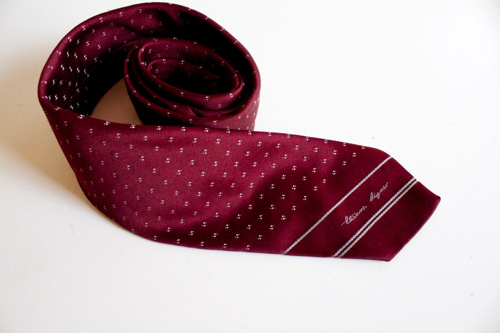 Vintage Burgundy red Necktie by Etienne Aigner
