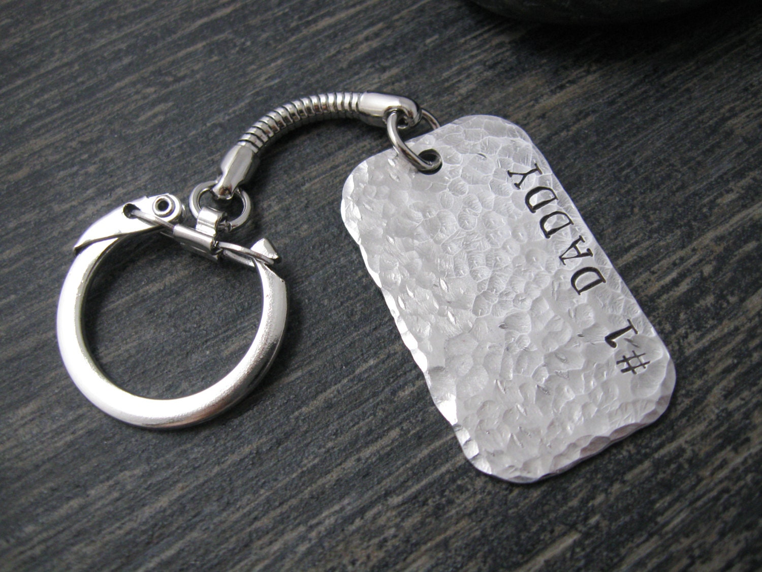 Textured Dog Tag Keychain :  Number 1 Daddy