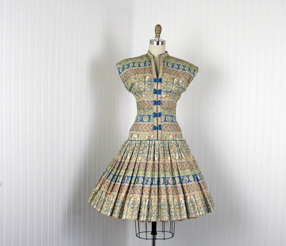 1950s Dress - Vintage 50s Dress - Novelty Print Garden Party Sundress S - Persian Lullabies