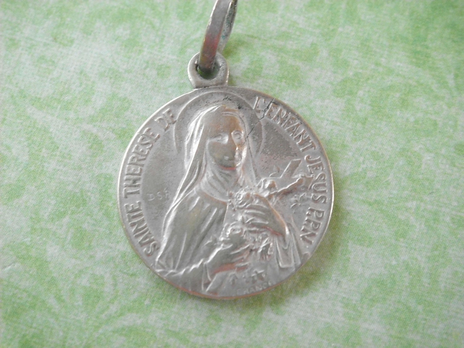 Vintage Religious Saint Therese of Lisieux Medal