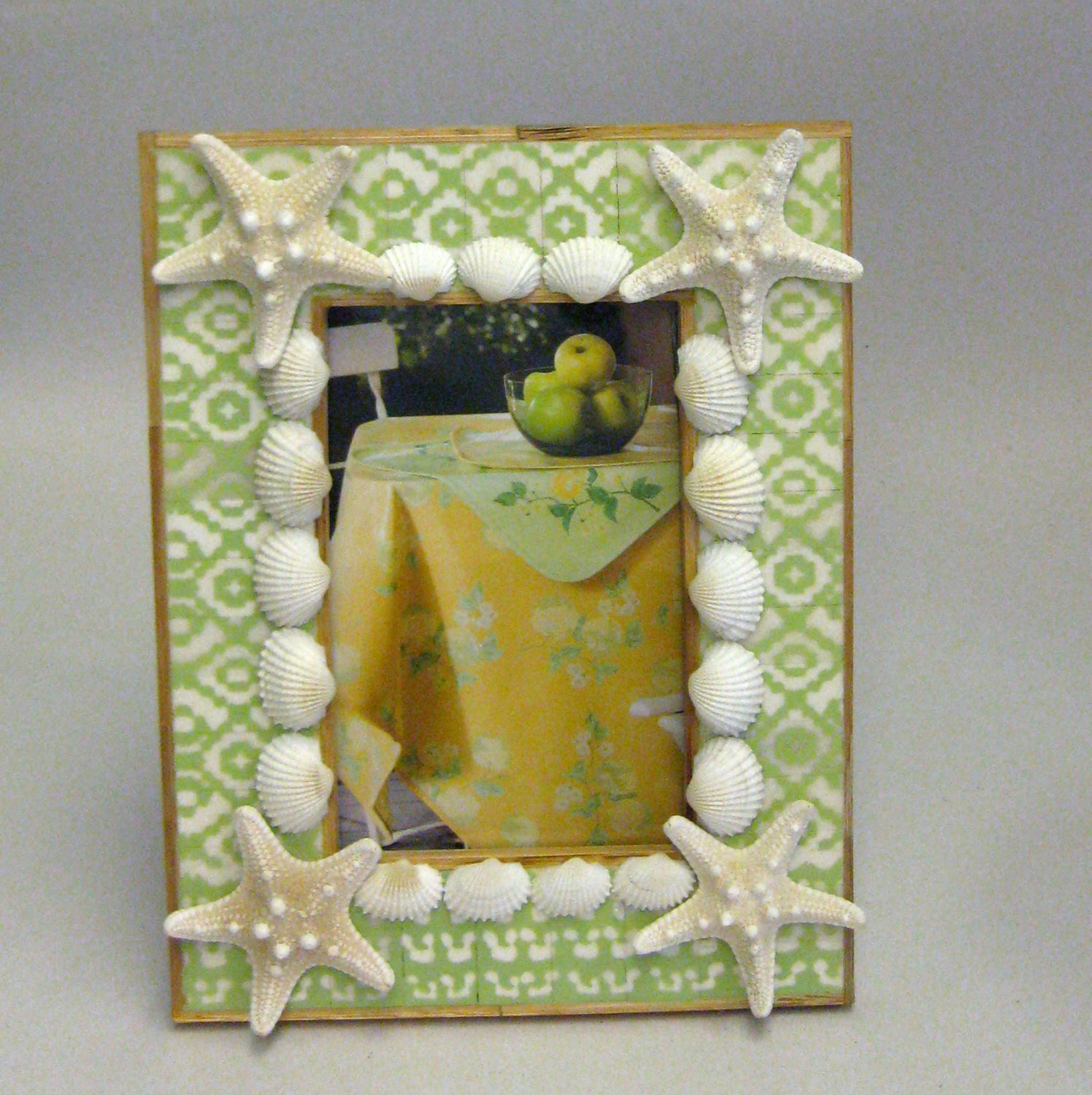 Beach Decor 4x6 Shell Picture Frame - Green Ikat