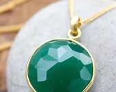 CLEARANCE SALE Gold Emerald Green Onyx Gemstone Necklace - Round Stone - Gold Filled
