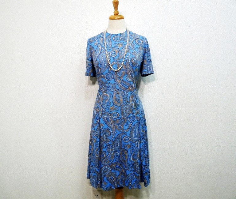 Vintage 1960s dress Paisley dress Pleated Drop Waist dress, Aqua blue Party Summer dress Size Medium