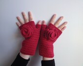 3D Floral Crochet Fingerless Gloves - Red