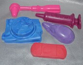 Recycled Crayons Doctor Set For 10 Kids, Total of 50 Crayons Il_170x135