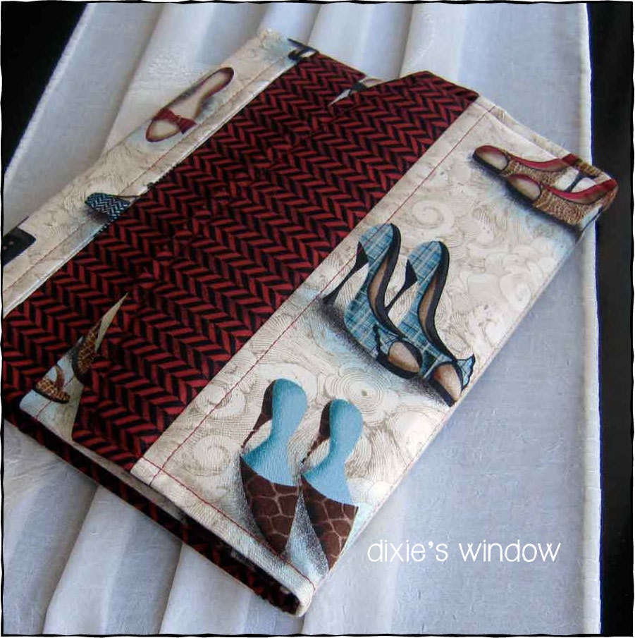 NEW Ready-To-Ship iPad 1 - iPad 2 - The New iPad  Snap-in Book Style Case in SHOES