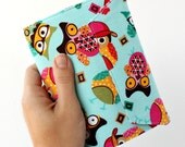 Crayon case - travel toy - crayons included - Sporty Owls (LAST ONE)