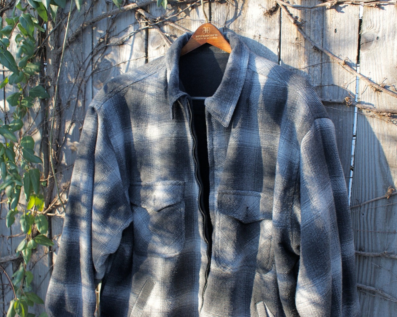 Men's Plaid Jacket Grey with Black Wool Lining Size Large Outdoor Huntsman Forester Hiker Ranger Urban Hipster Chic