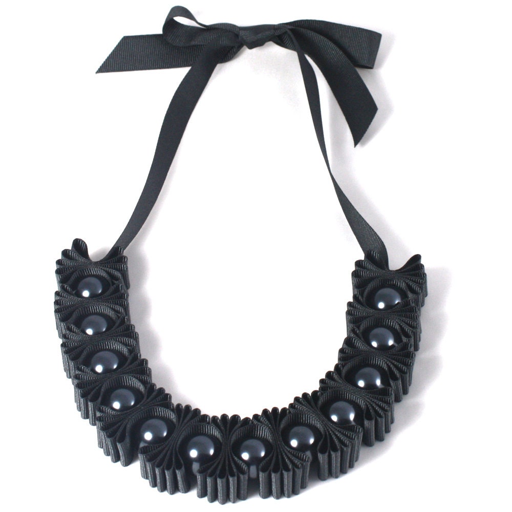 Charcoal Chunky 5 Pleat Statement Ribbon Necklace