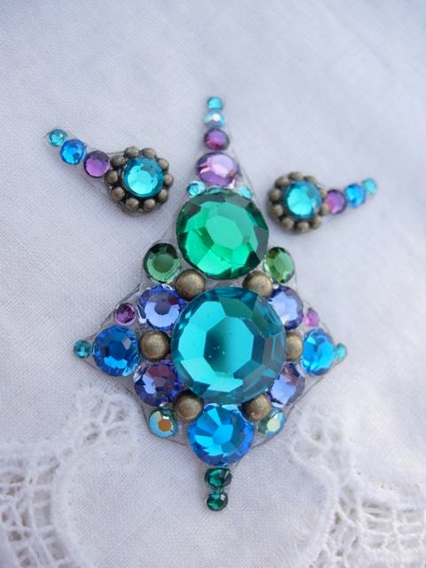 Emerald Peacock Crystal Bindi SET - belly dance swarovski tribal belly dance crystal bindi and eye accents