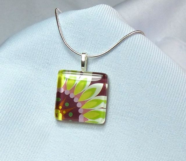 Yellow and Green Sunflower Pendant, Sunflower Pendant, Flower Pendant