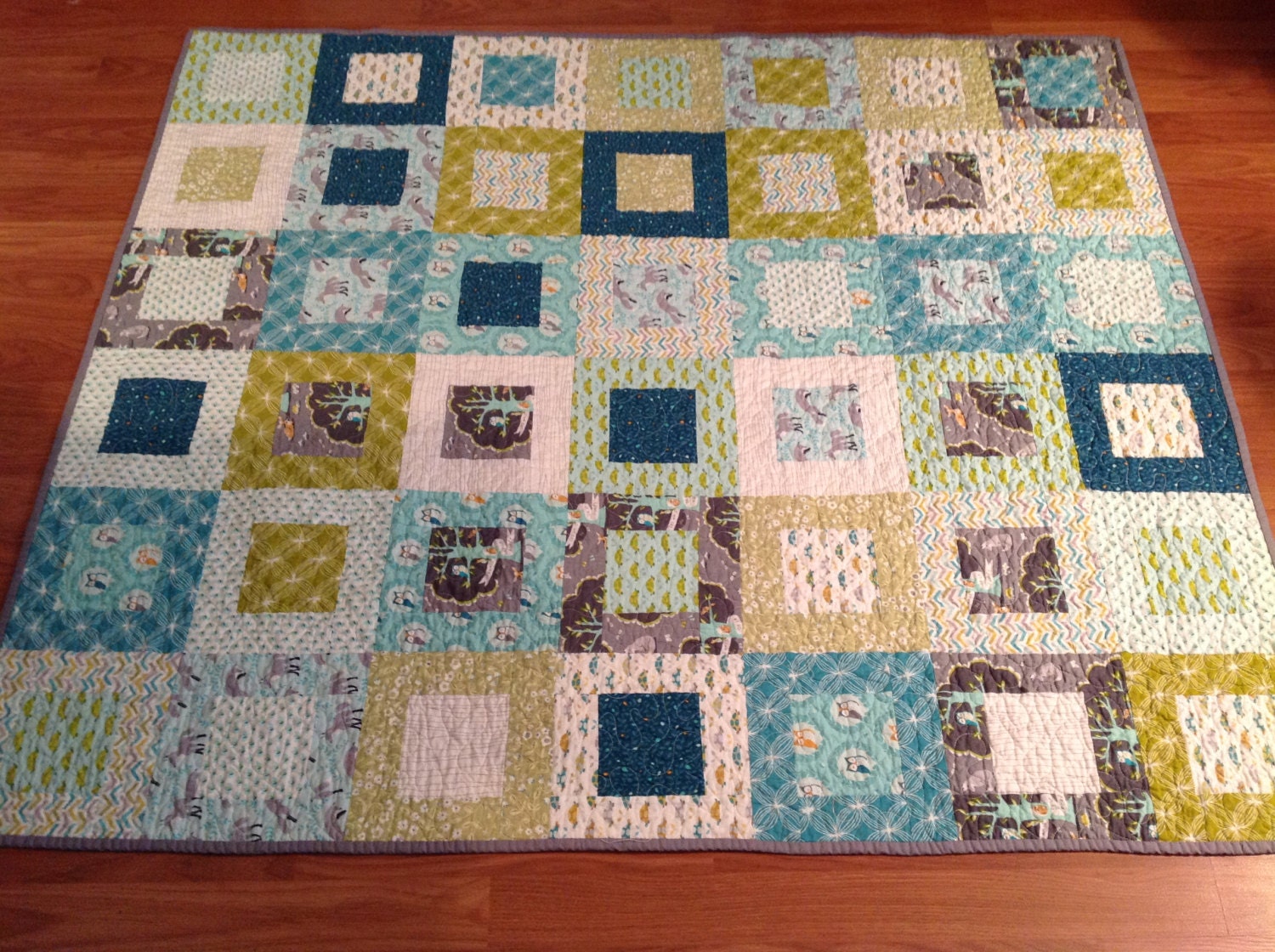 MaDe To OrDeR -- Les Amis Lap, Crib or Toddler Bed Quilt