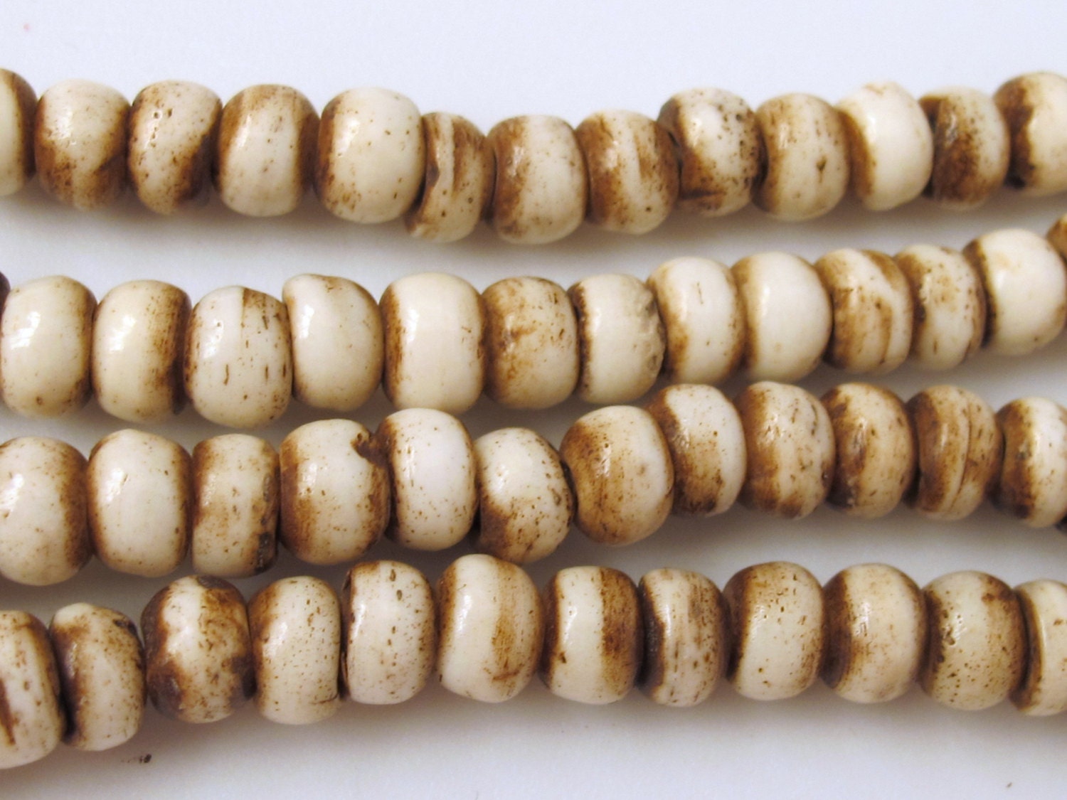 Vintage small size rondelle shape ivory color bone beads - 10 beads set - HB013